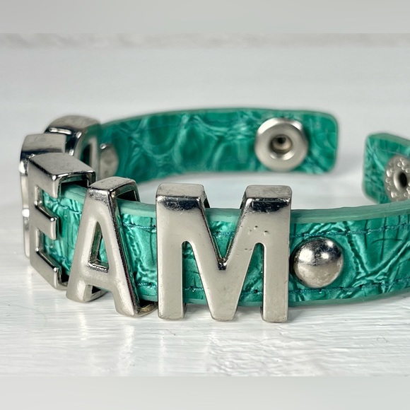 Vintage BCBGeneration Aqua Leather and Chrome Dream Bracelet with Snaps Y2K - Picture 7 of 9